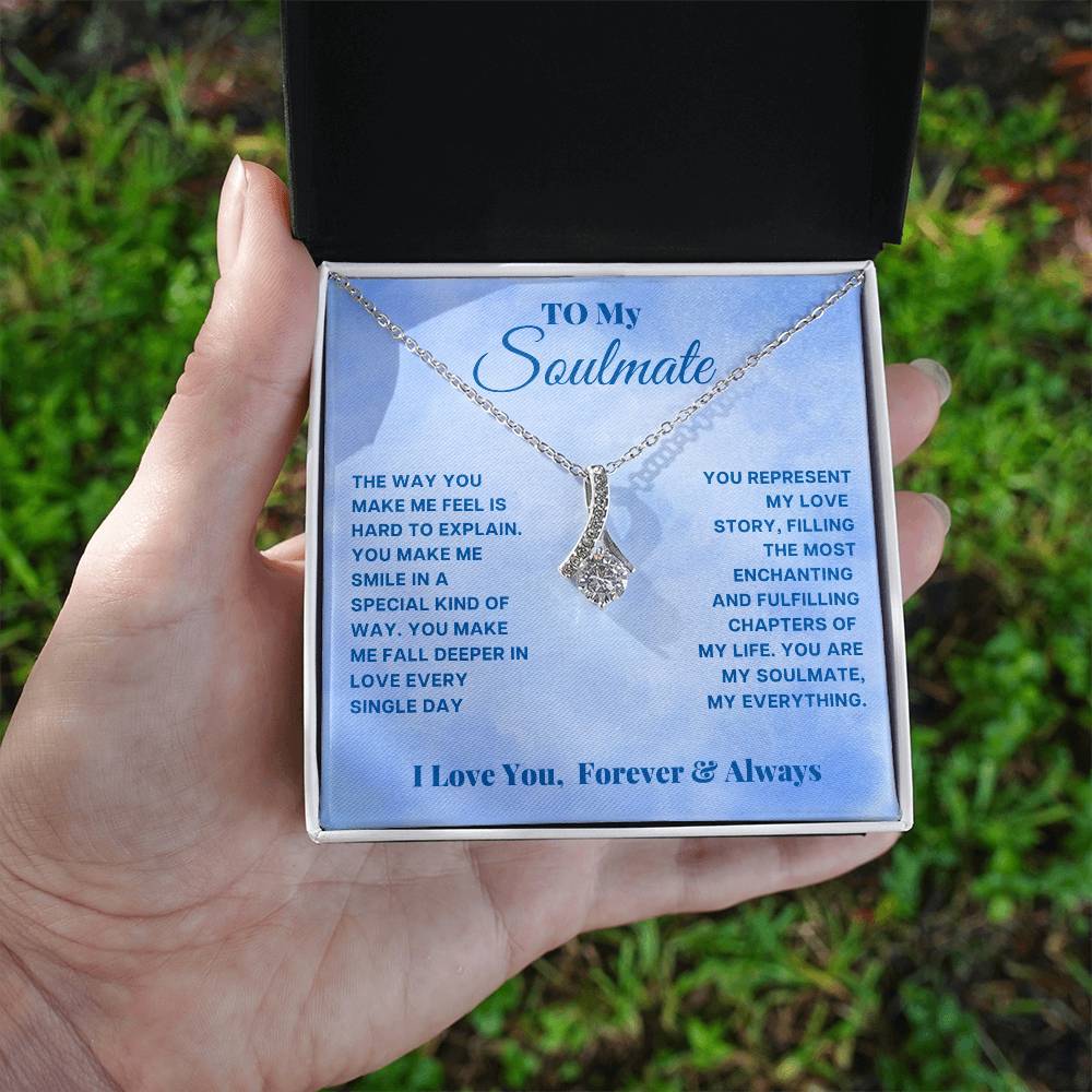 Soulmate-You make me smile-Alluring Beauty necklace